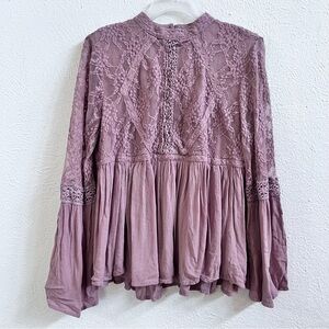 American Eagle Outfitters Mauve Lace Peasant Blouse